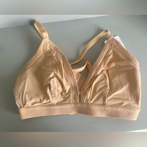 NWT Lively busty bralette size 1 (32dd-34ddd)